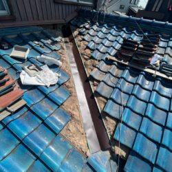 【姫路市】谷板金入れ替え工事