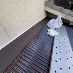 【姫路市夢前町】雨押え板金交換工事